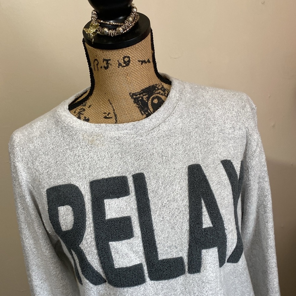 ROYCE BRAND “Relax” sweater size women’s small - Picture 2 of 9